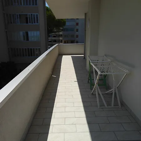 La Con Ampio Balcone Sul Mare Da Sabato A Sabato 리도아드리